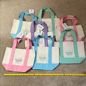 NWT 7 of the viral Trader Joe’s, spring canvas bags